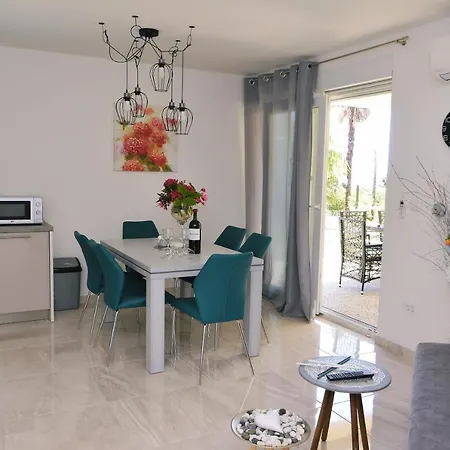 Holiday home Two Angels With Swimming Pool, - Opatija Ika