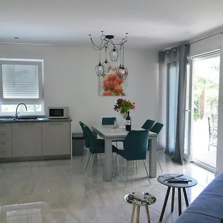 Holiday home Two Angels With Swimming Pool, - Opatija Ika