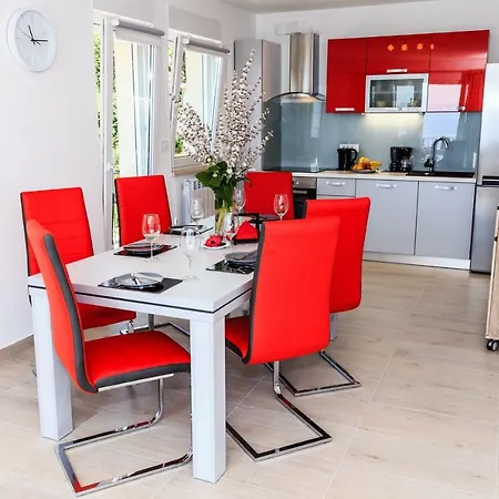 Two Angels With Swimming Pool, - Opatija Holiday home *
